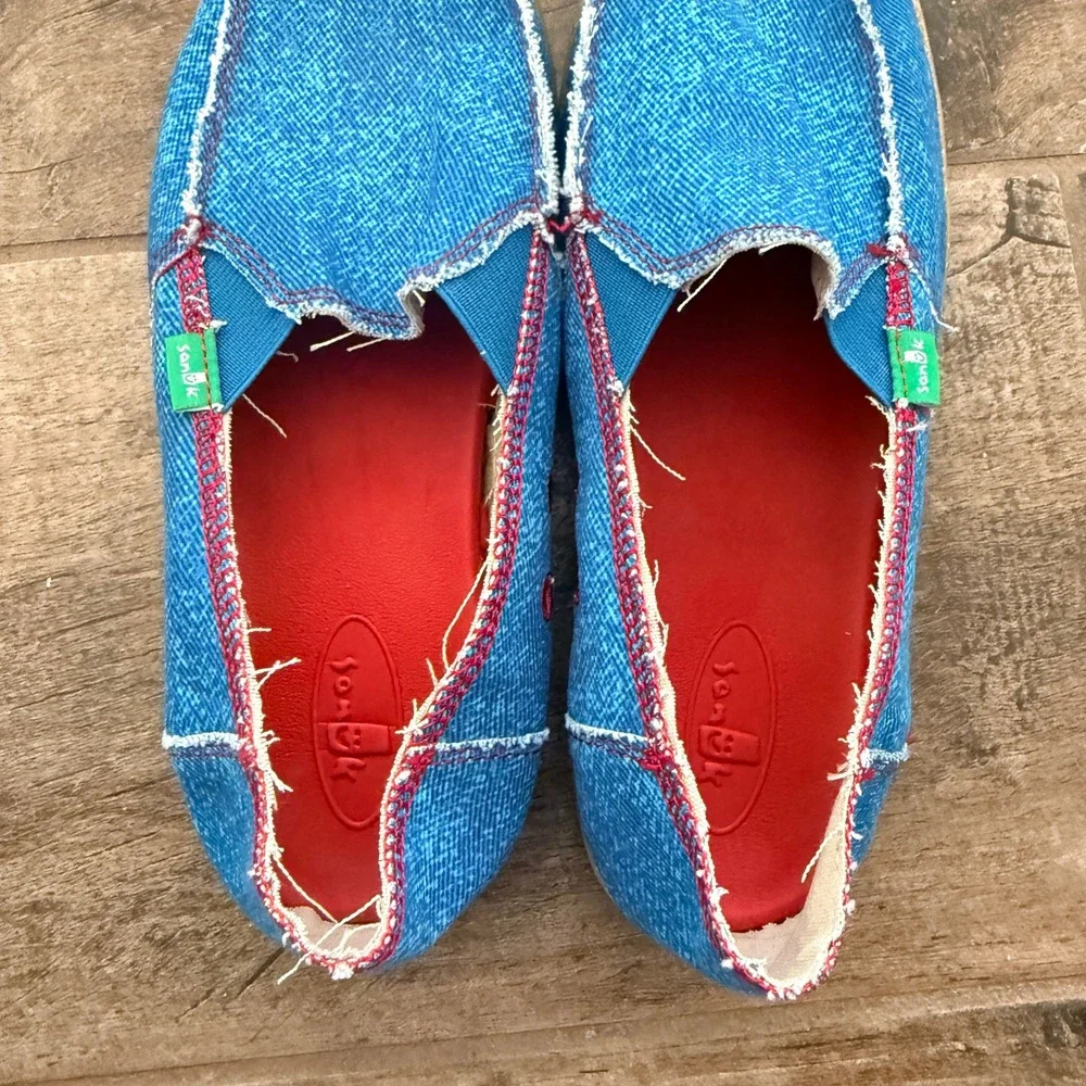 Sanuk Women's Cabrio Breeze Hemp Frayed Slip-On Loafers, Blue Red ,9